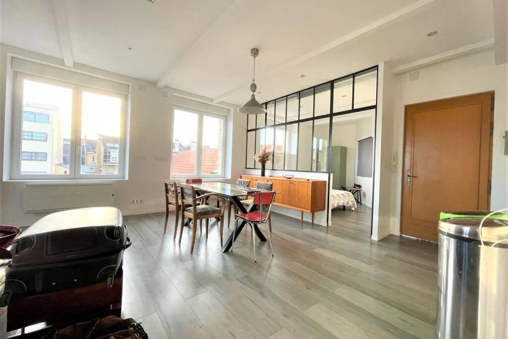 Apartamento Superbe Loft 100m2 Proche Cathédrale avec Parking Reims Exterior foto