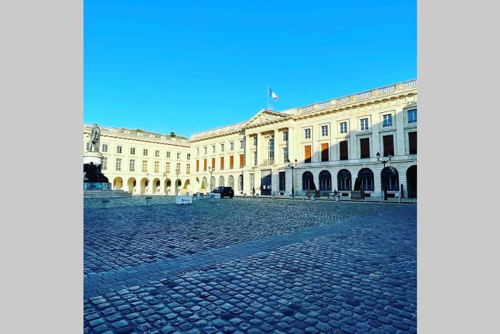 Apartamento Superbe Loft 100m2 Proche Cathédrale avec Parking Reims Exterior foto