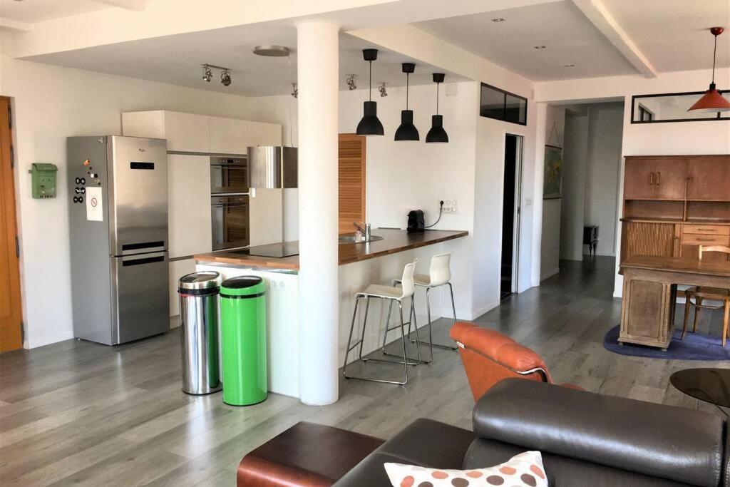 Apartamento Superbe Loft 100m2 Proche Cathédrale avec Parking Reims Exterior foto