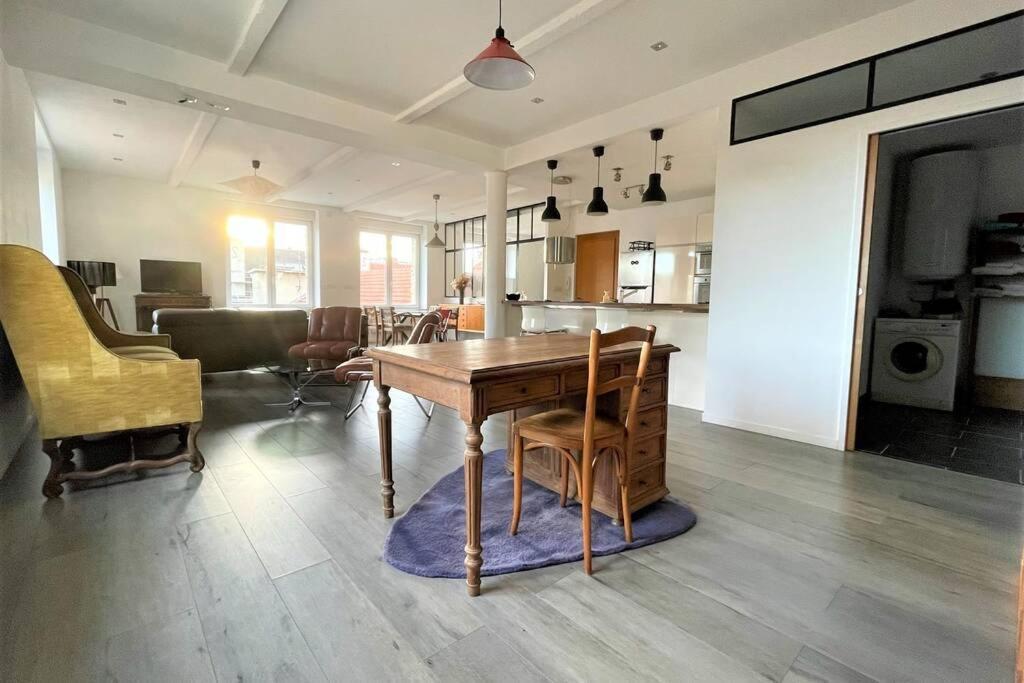 Apartamento Superbe Loft 100m2 Proche Cathédrale avec Parking Reims Exterior foto